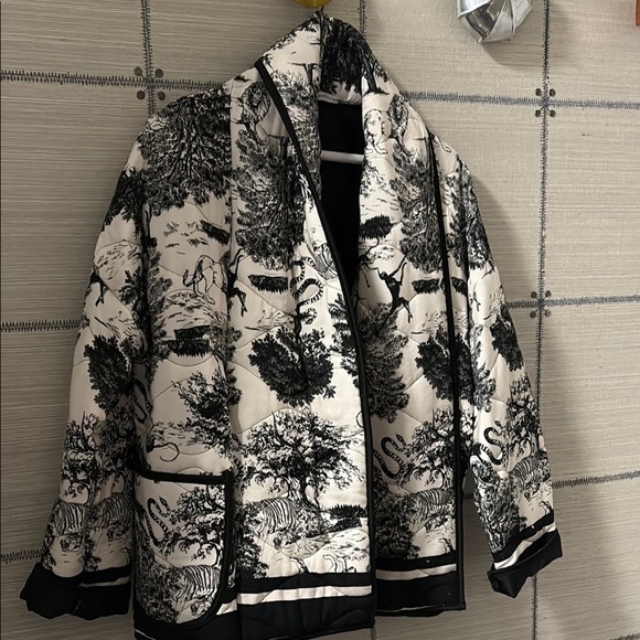 Jackets & Blazers - Black and White Patterned Jacket